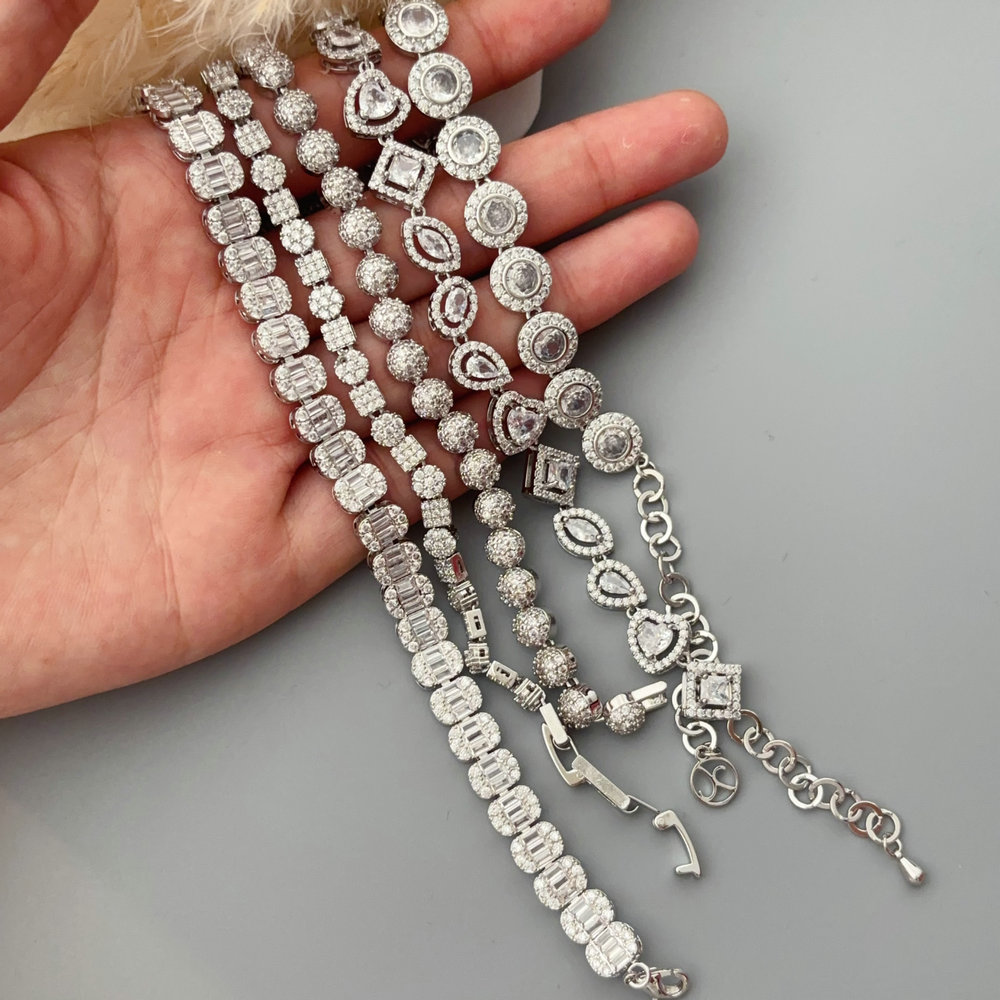Pave zircon fashion bracelet