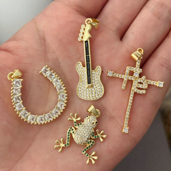 frog charm