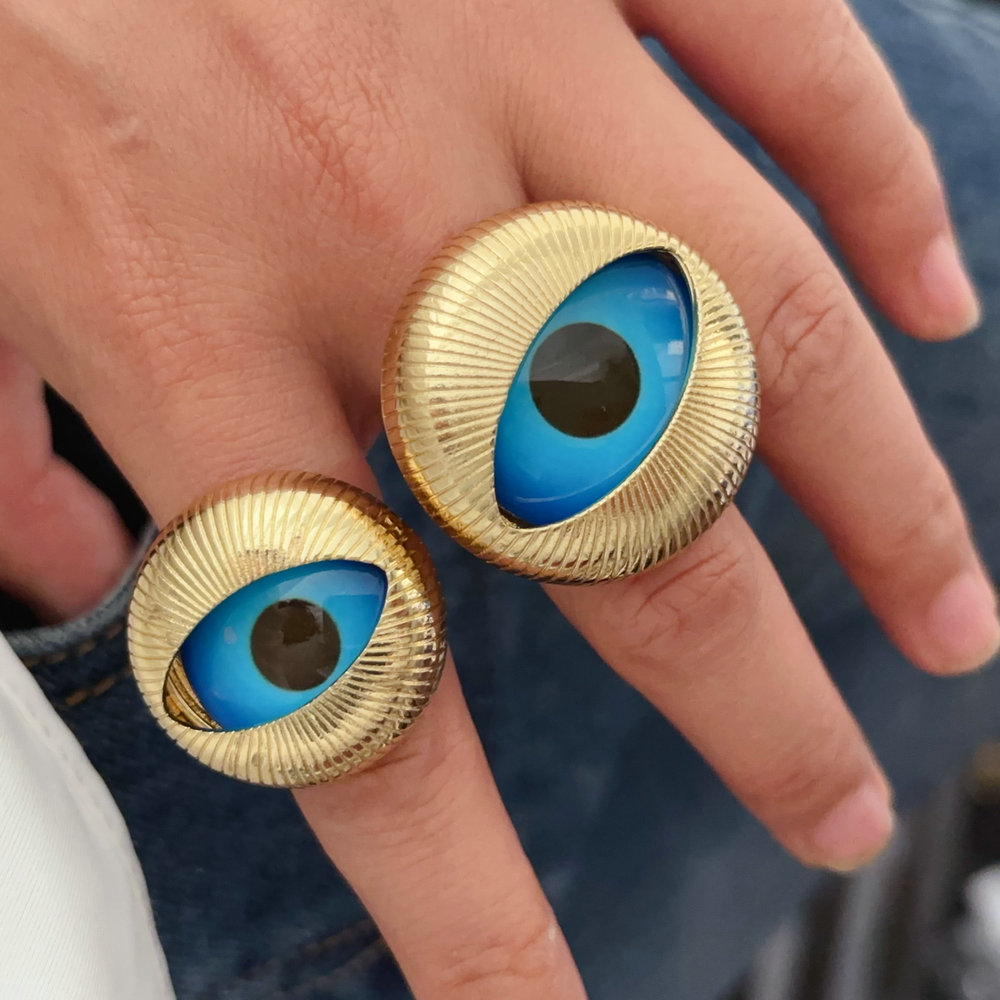 Eye ring