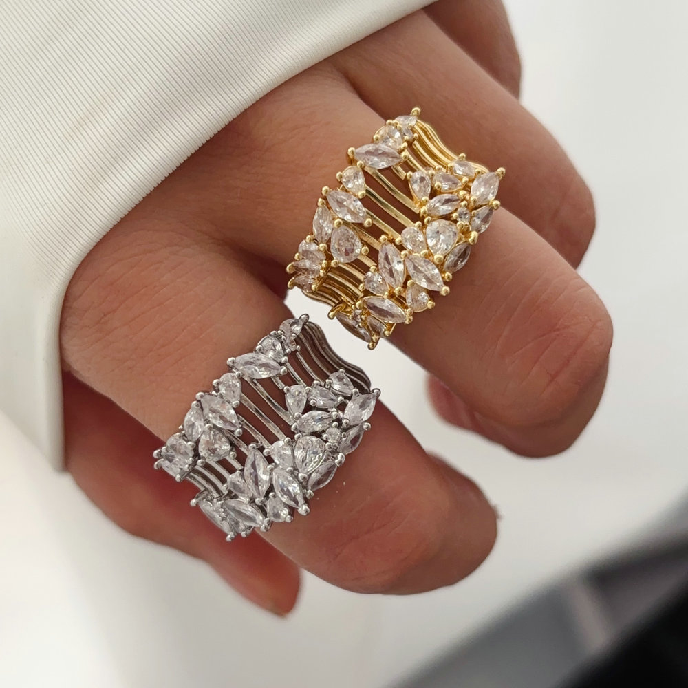 Pave zircon fashion ring