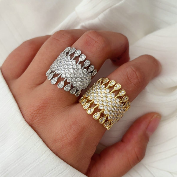 Pave fashion ring