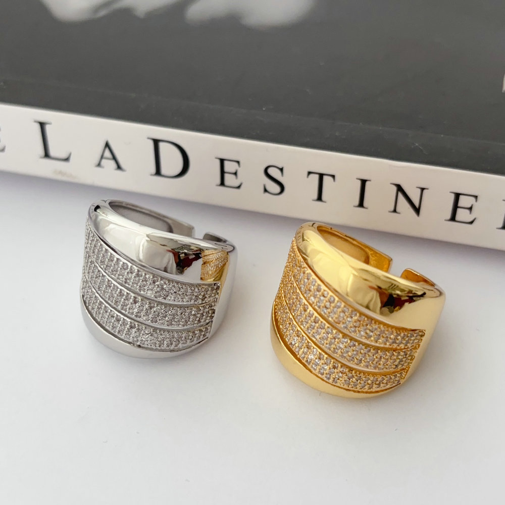 Pave zircon link ring