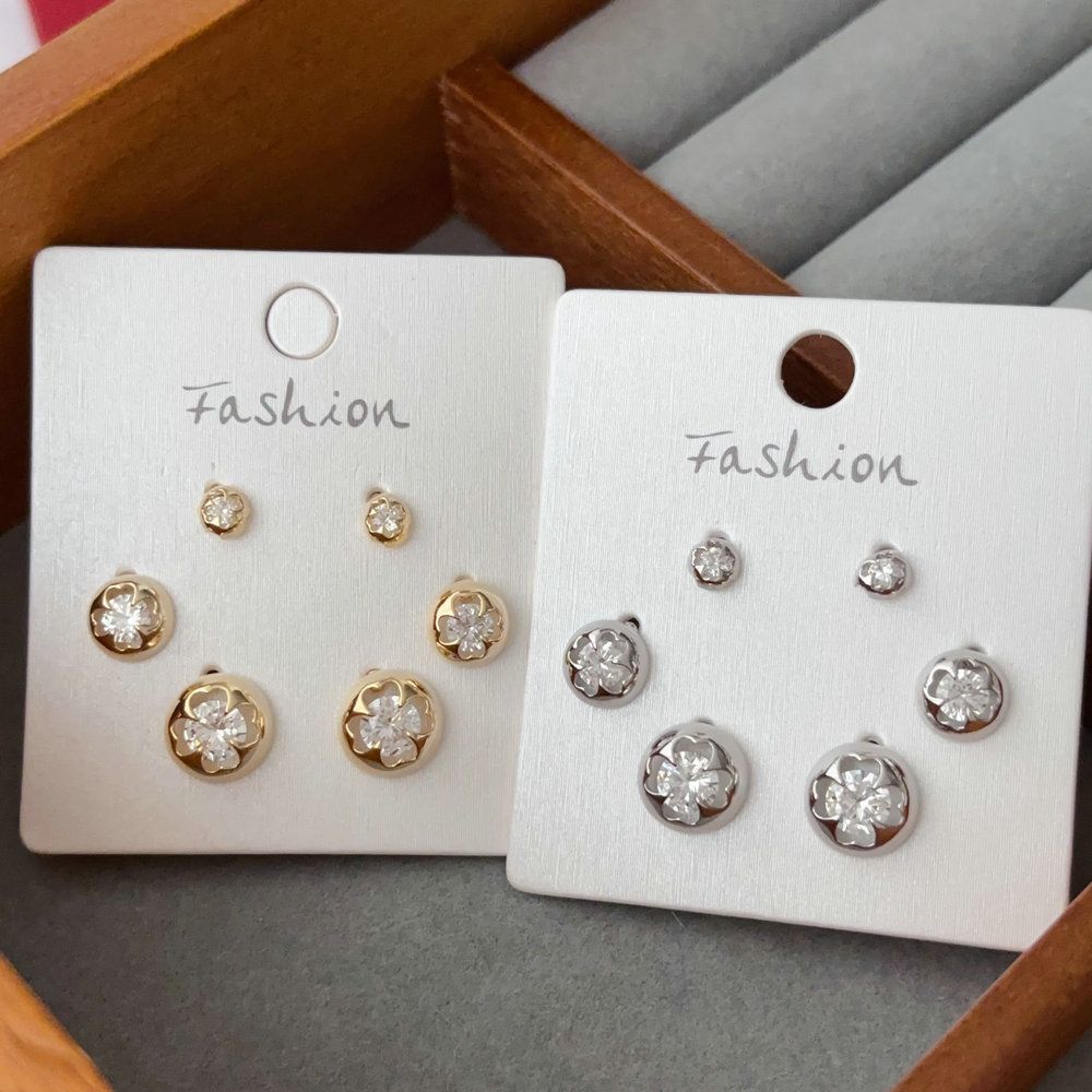 Set round earrings