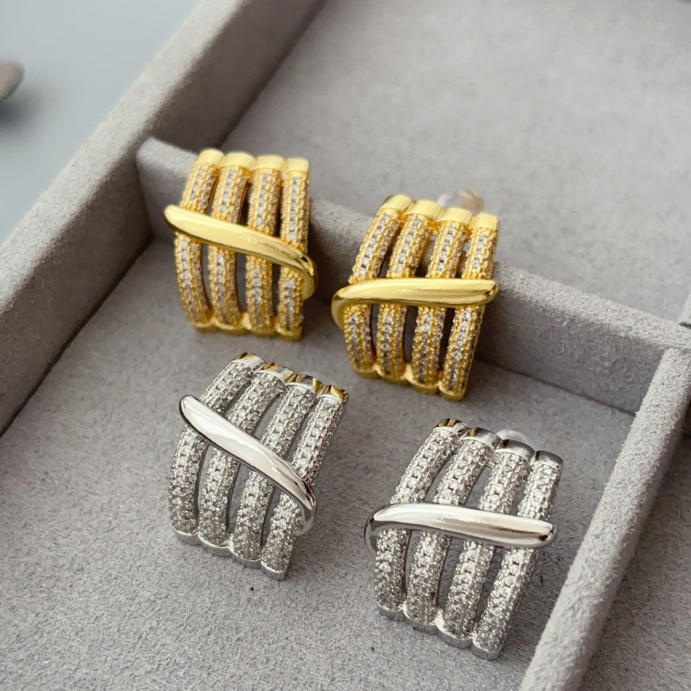 Pave zircon wave earrings