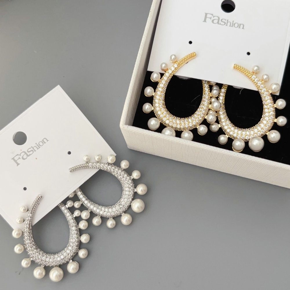Pearl earrings
