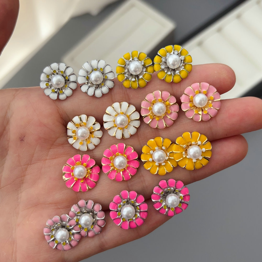Enamel flower earrings