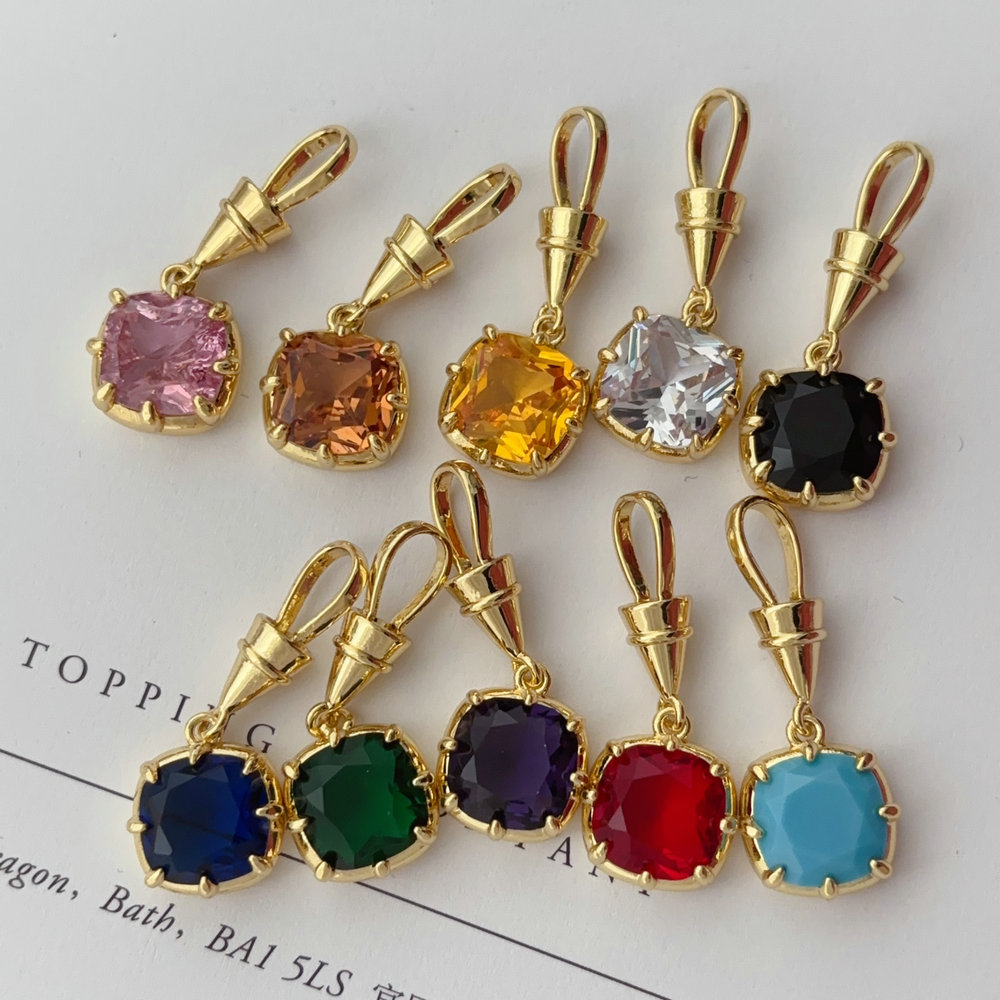 Sqaure crystal charm