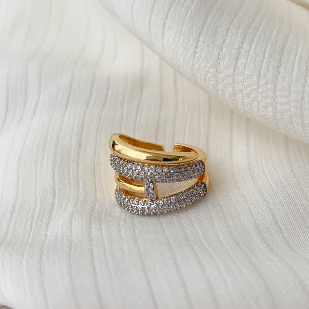 Two tone nail ring