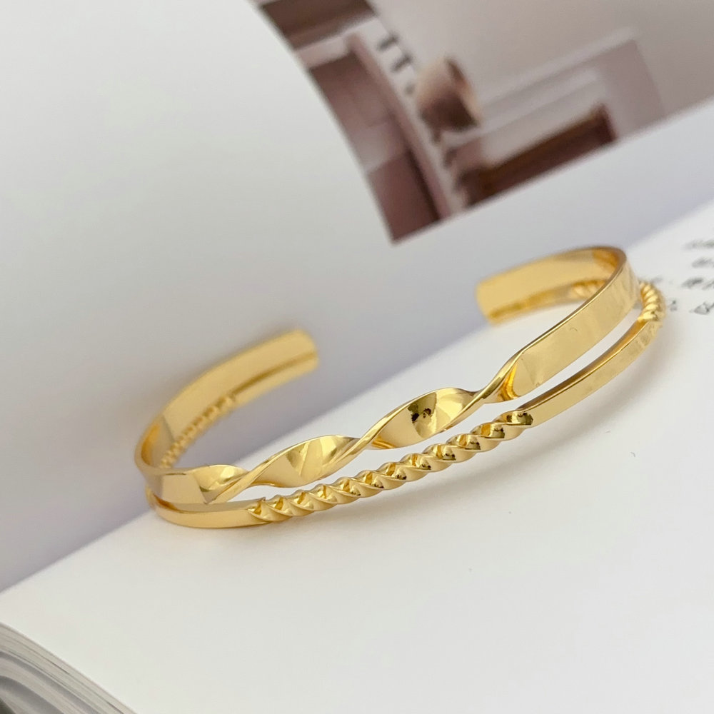 metal bangle
