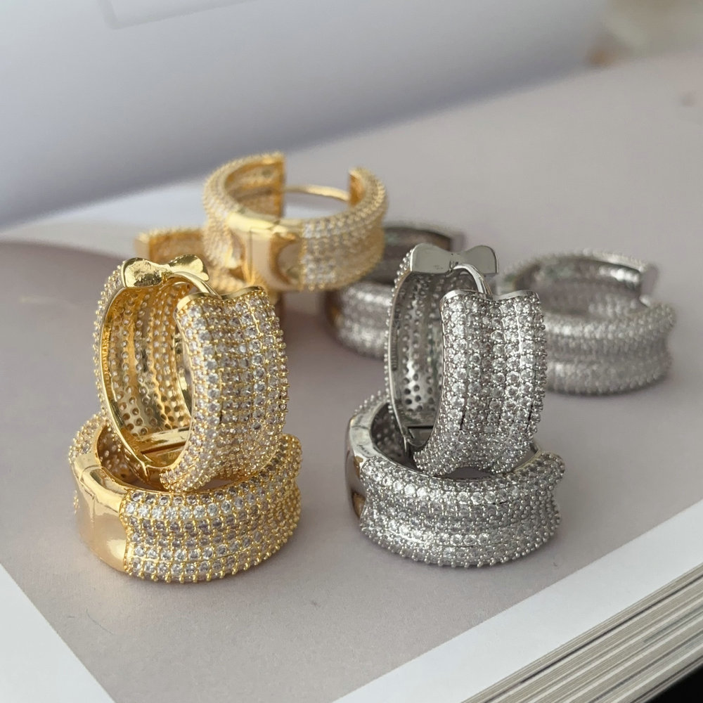 Pave zircon hoop