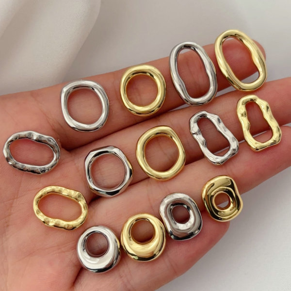 Diy metal round shape charm