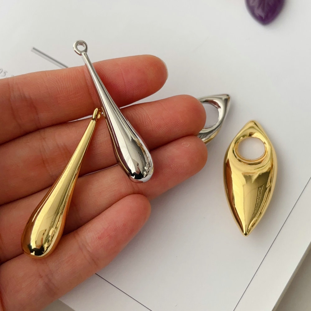 Metal charm