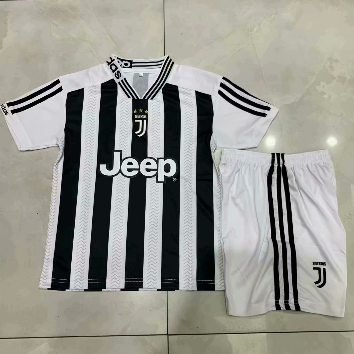 2019/20 Kids Juventus Home Soccer Uniforms Children Football Kits