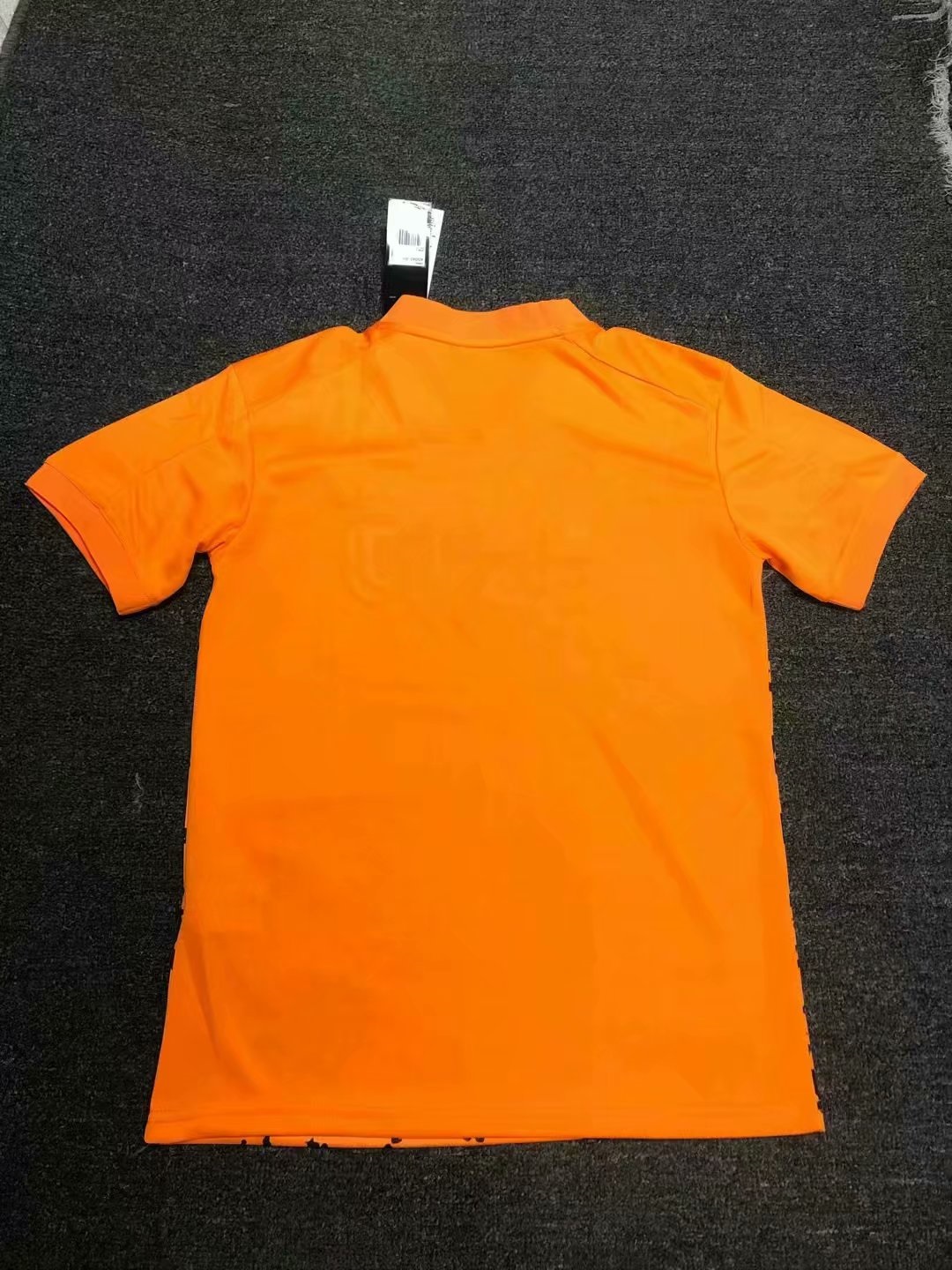 juventus orange jersey