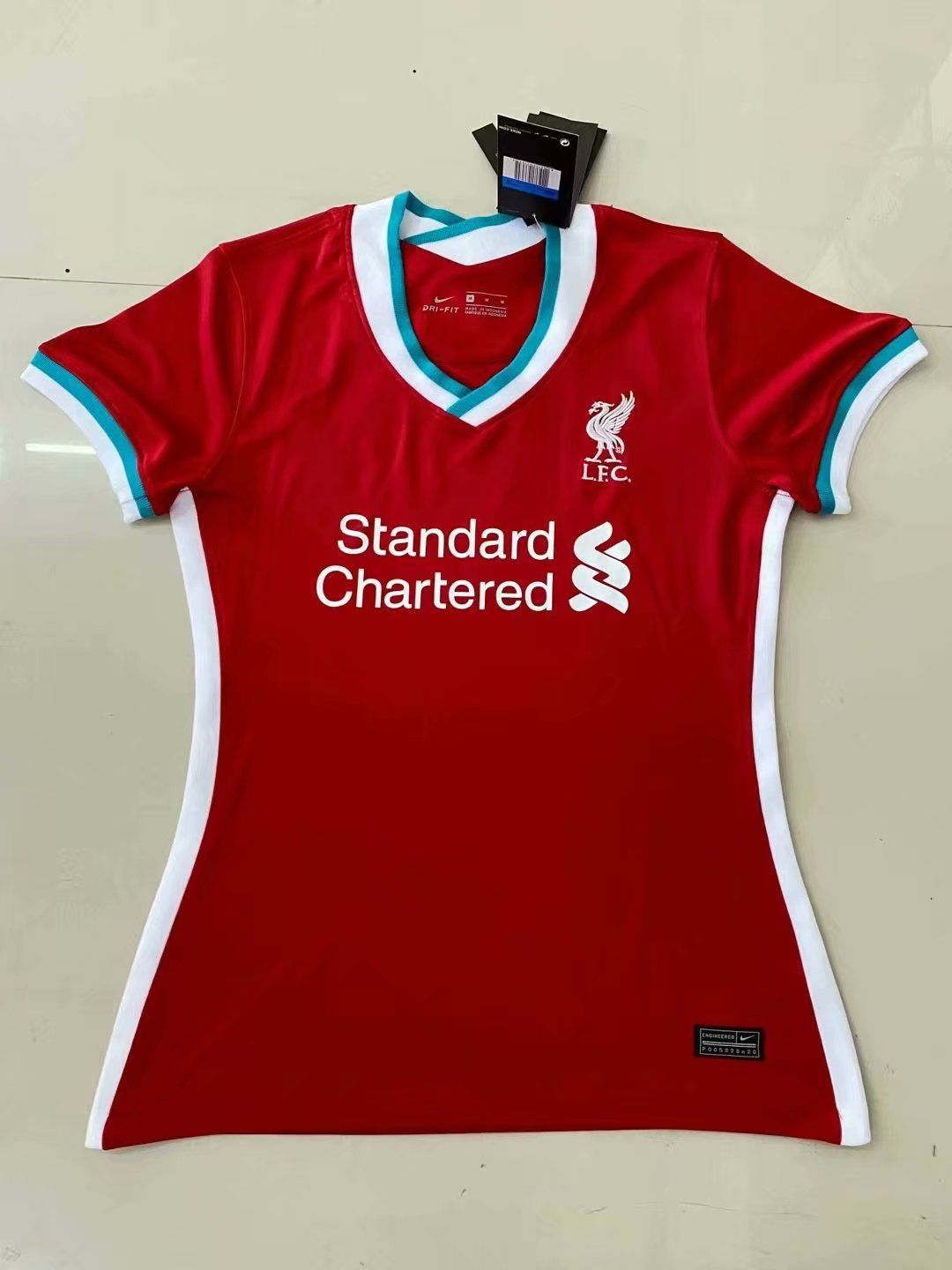 liverpool home football shirt