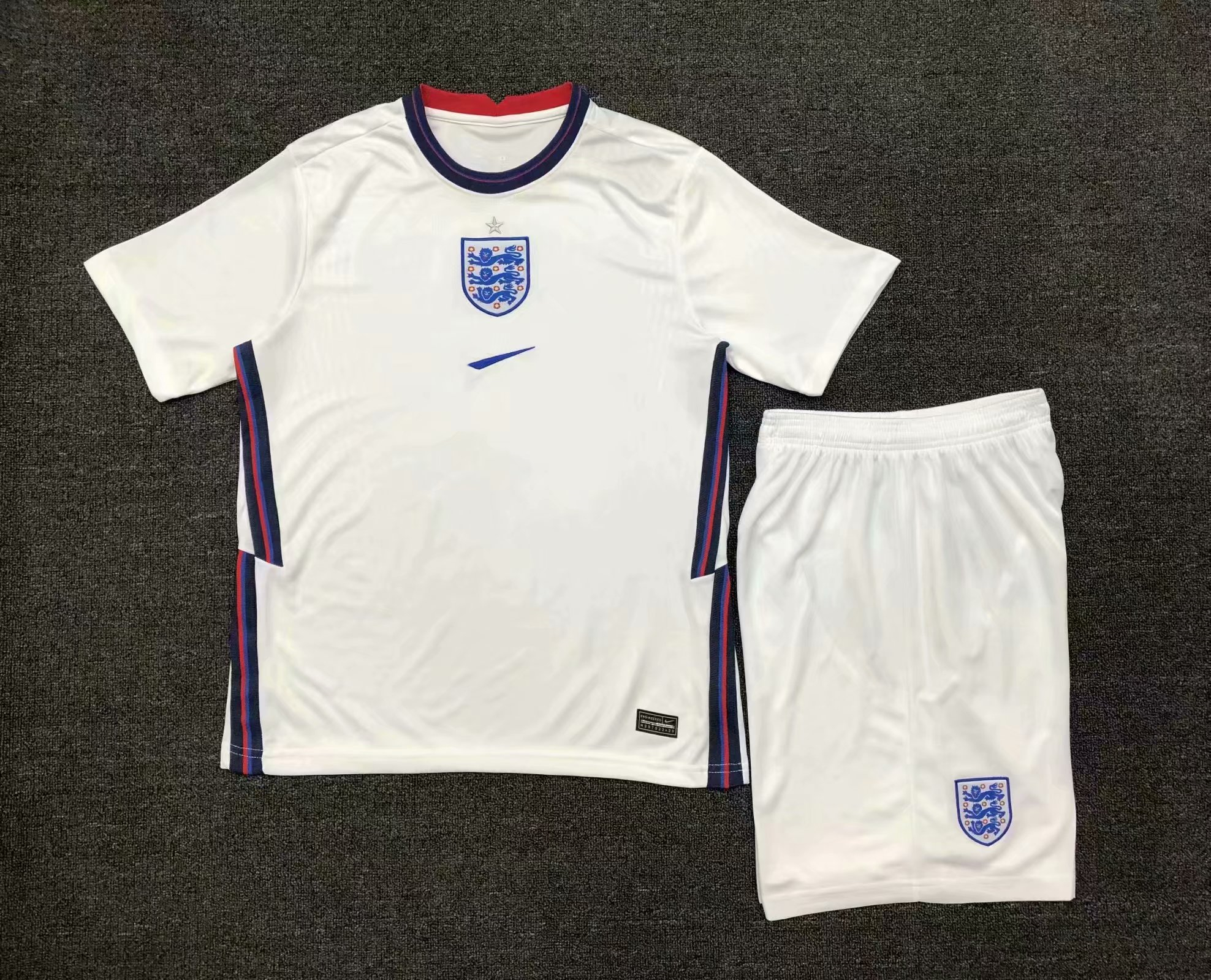 20202021 Children New England white soccer uniforms football kits