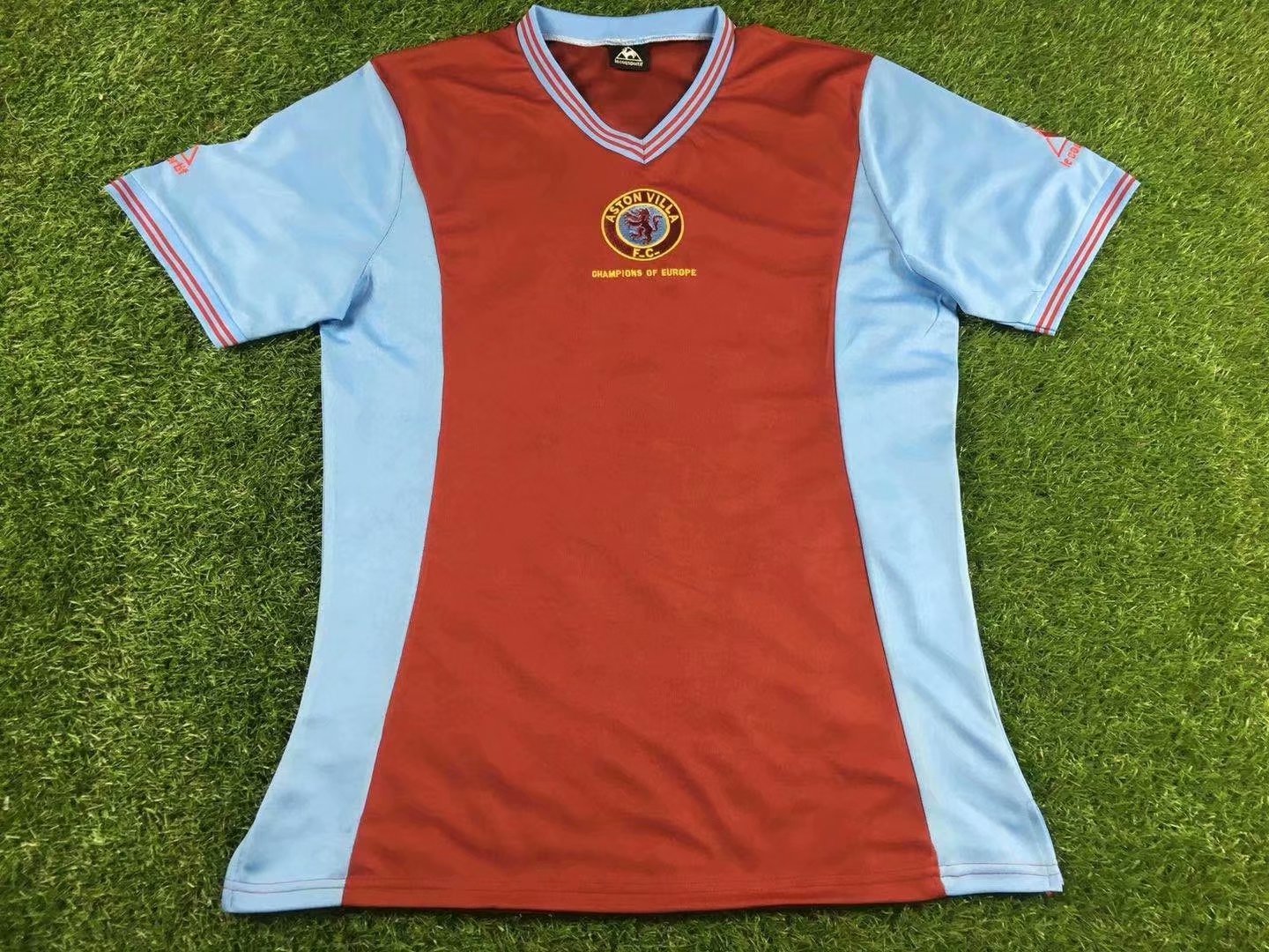 81-82 Adult Thai version aston villa red retro soccer ...