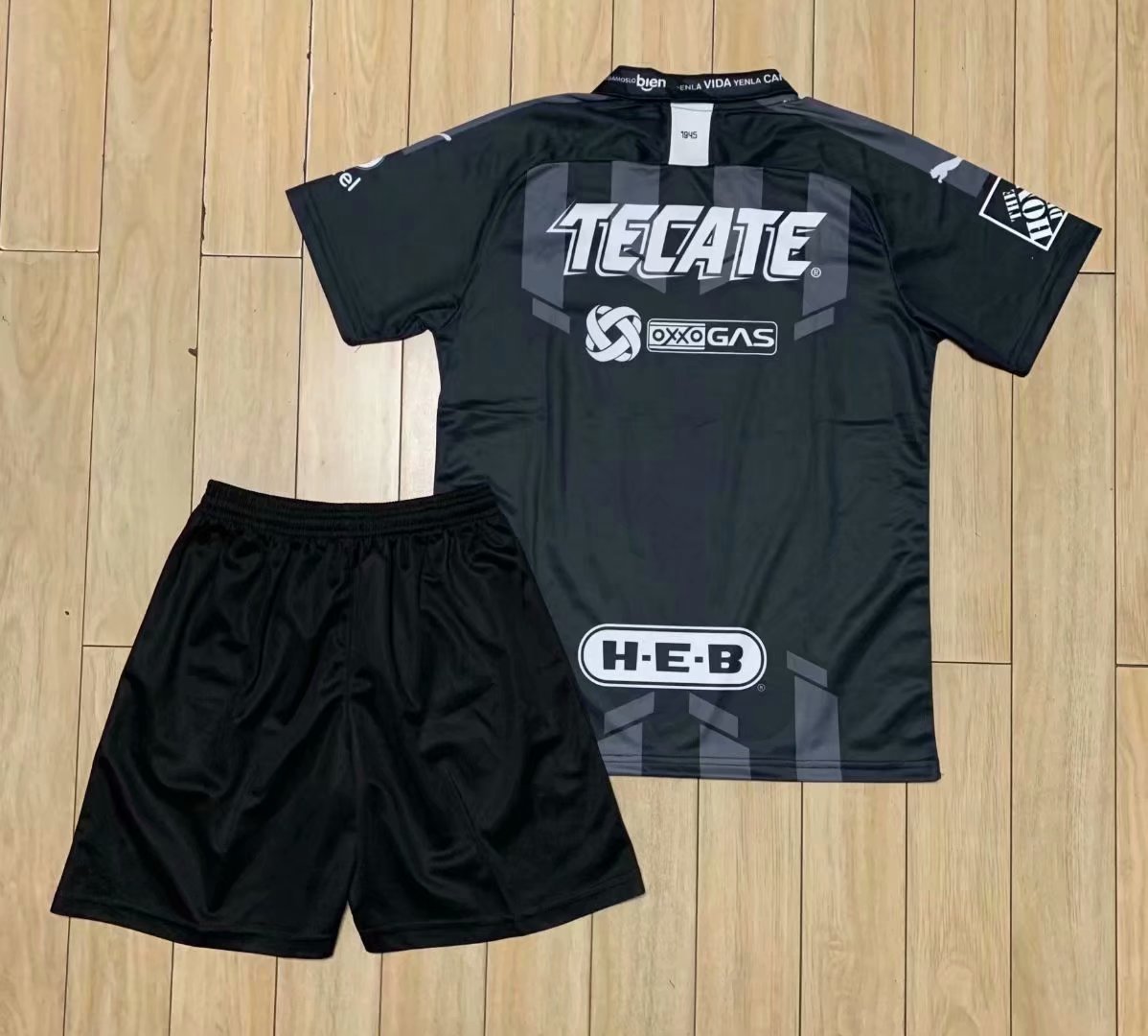 20/21 New Adult Monterey black soccer uniforms football suits