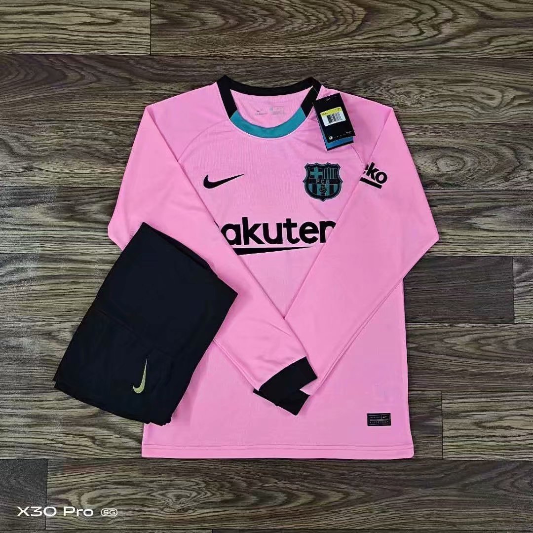 barcelona pink jersey