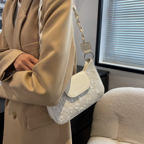 JANE KLAIN Small fresh baguette bag