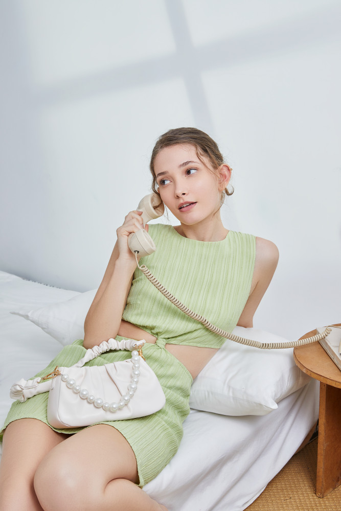 JANE KLAIN new solid color high-end texture niche girl pleated cloud PU material underarm crossbody bag