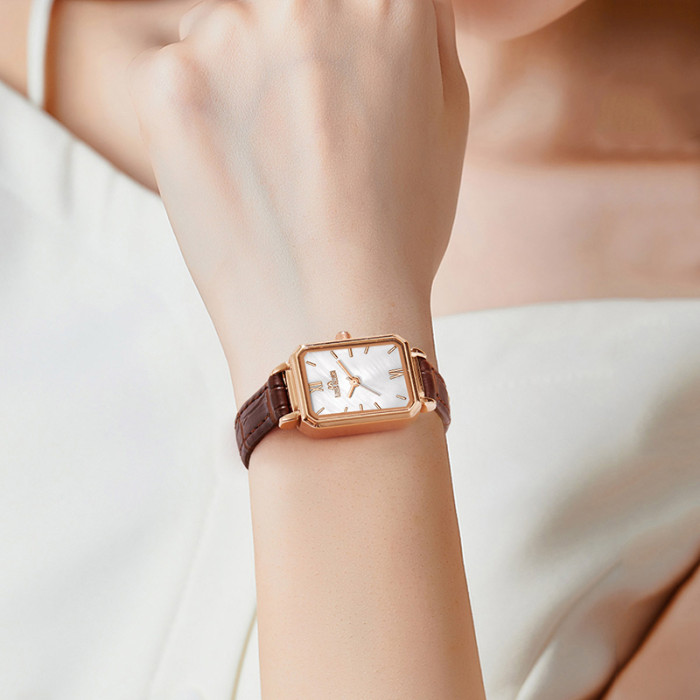 LIBER AEDON Retro Luxury Women's Small Square Watch