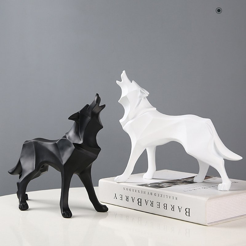 resin wolf statue