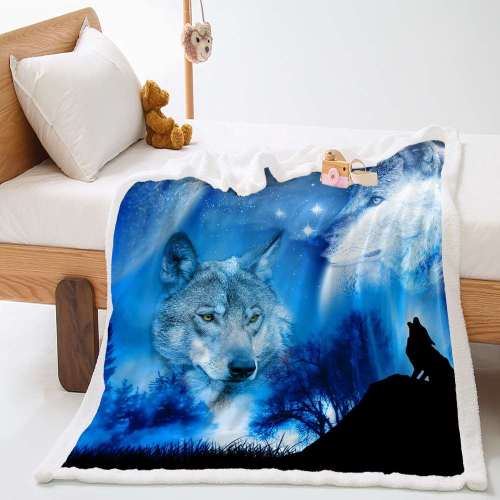Heavy Wolf Blanket