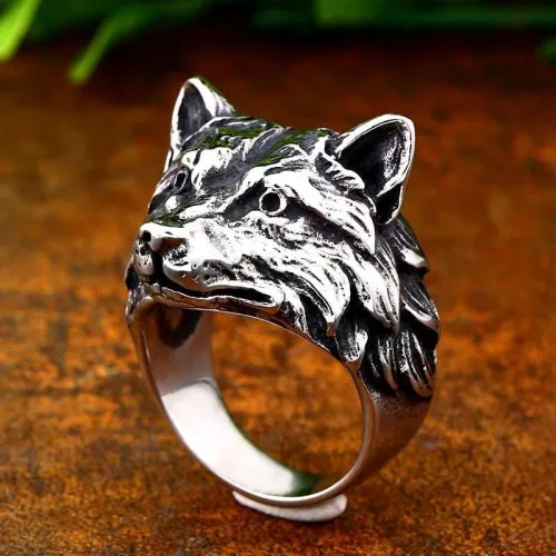 Silver Wolf Ring