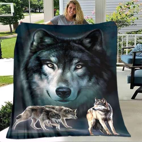 Warm Pack Wolf Blankets