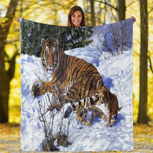 Snow Mommy Cubs Tiger Blanket