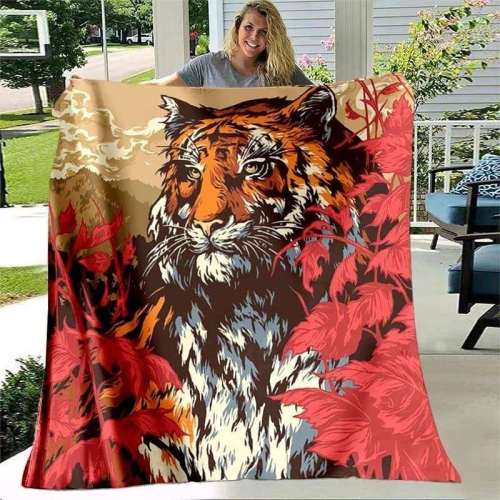 Blanket With Tiger Leaves