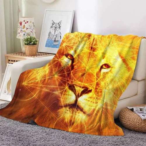 Home Lion Plush Blanket