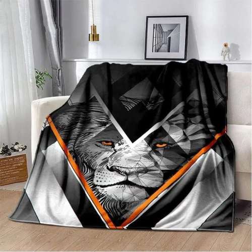 Geometrical Lion Blanket