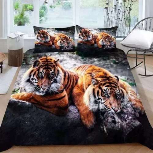 Playing Tiger Bed Set