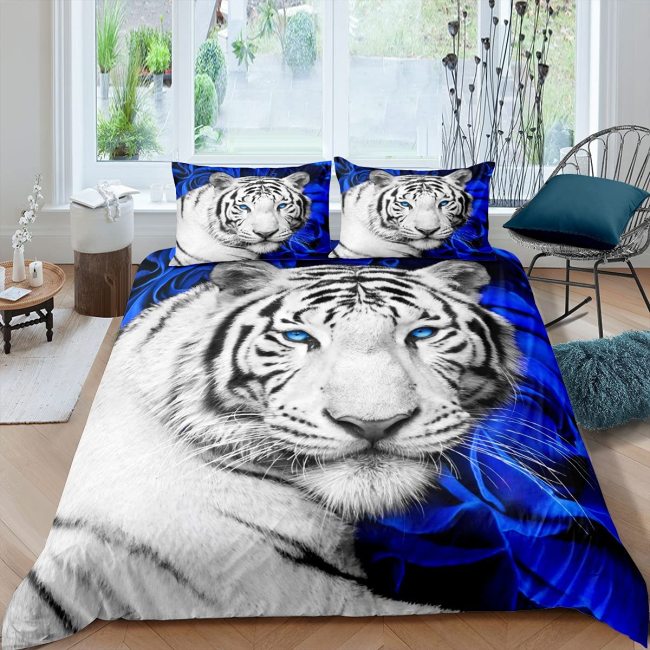 White Tiger Bed Comforter