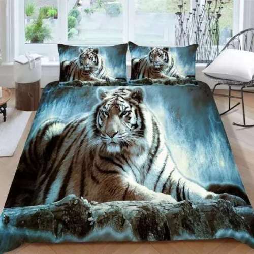 Blue Tiger Mountain Bed Cover