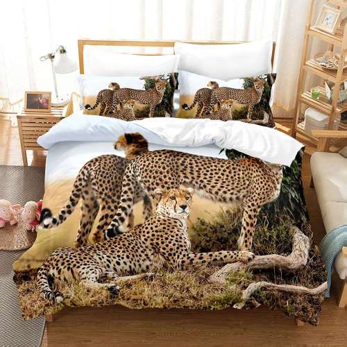 Cheetah Packs Bedding Set