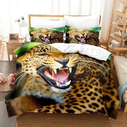 Roaring Leopard Bedding Set