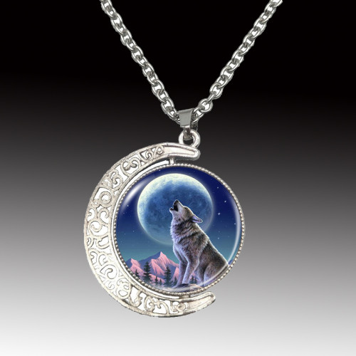 Rotatable Wolf Necklace