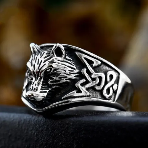 Celtic Wolf Head Ring