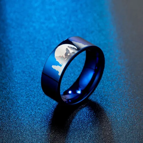 Howling Wolf Ring