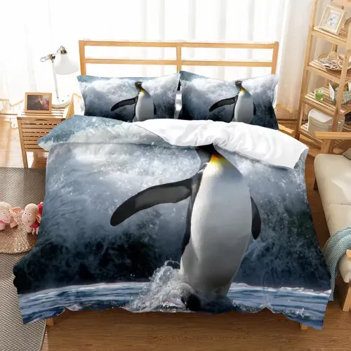 Wild Penguin Print Bed Set