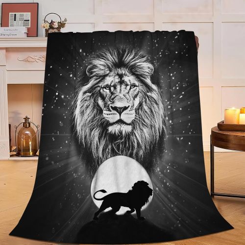 Moon Lion Print Blanket