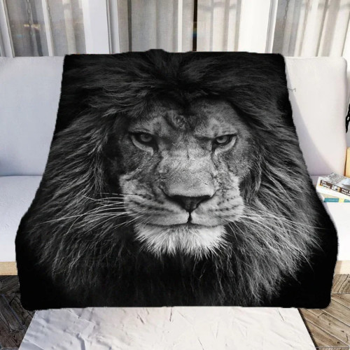 Cozy Lion Print Blanket