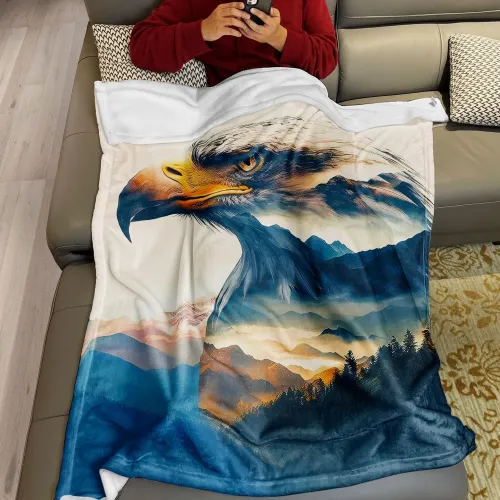 Cozy Eagle Print Blanket