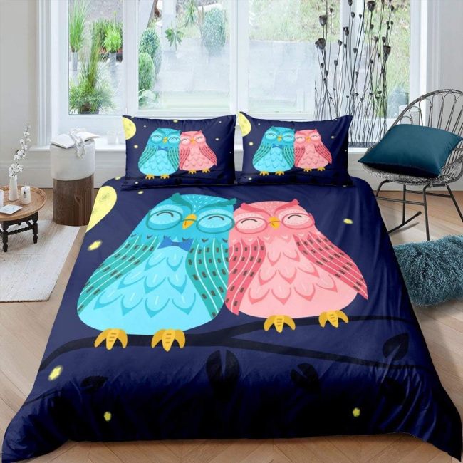 Cartoon Owl Couples Print Bed Set