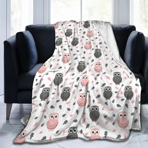 Cute Cartoon Owls Print Blanket