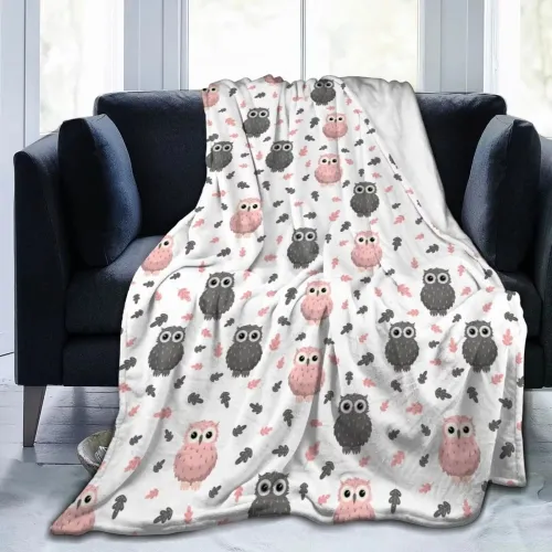 Cute Cartoon Owls Print Blanket