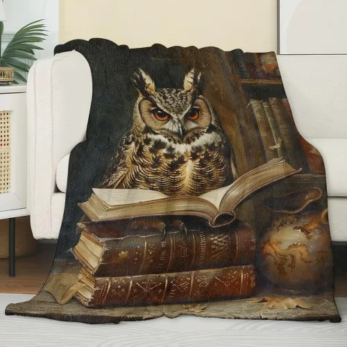 Fantacy Owl Print Plush Blanket